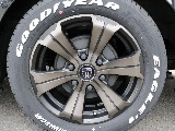 新車ハイエースＶダークプライムⅡ２０００ガソリン２ＷＤ！８ナンバー登録７人乗り仕様VALDORシートアレンジ施工済み！！オリジナルフロントスポイラーオリジナル１７インチアルミ１．５インチローダウン済み
