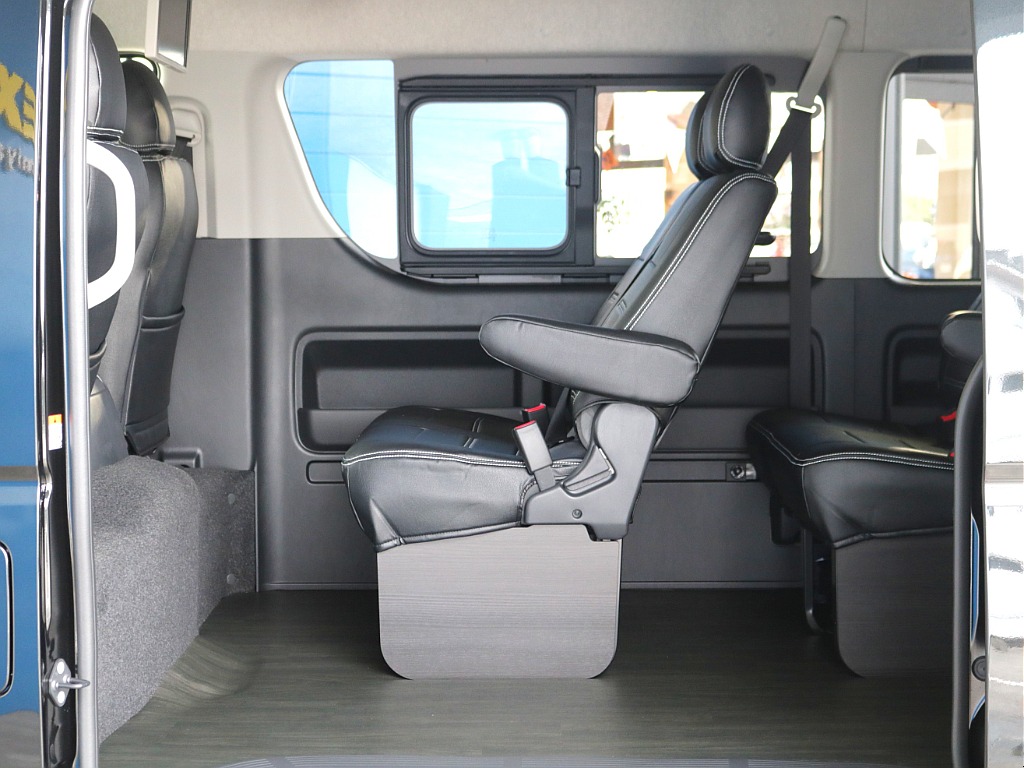 トヨタ&nbsp;ハイエース&nbsp;ワゴン2.7GLロング ミドルルーフ 4WD&nbsp;ファミリーパッケージ！フローリング施工済み！&nbsp;栃木県の詳細画像&nbsp;その16
