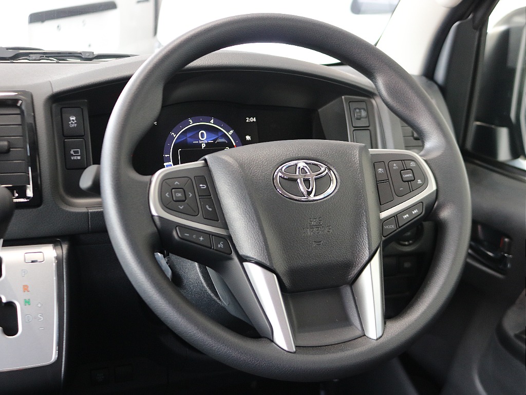 新型9型のステアリングになります☆☆