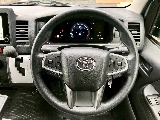 高級感のある９型ステアリング！