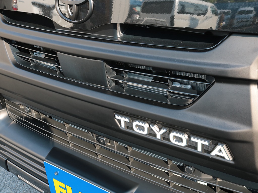 クラシック感のあるTOYOTAロゴが入ったRe Classicグリル☆