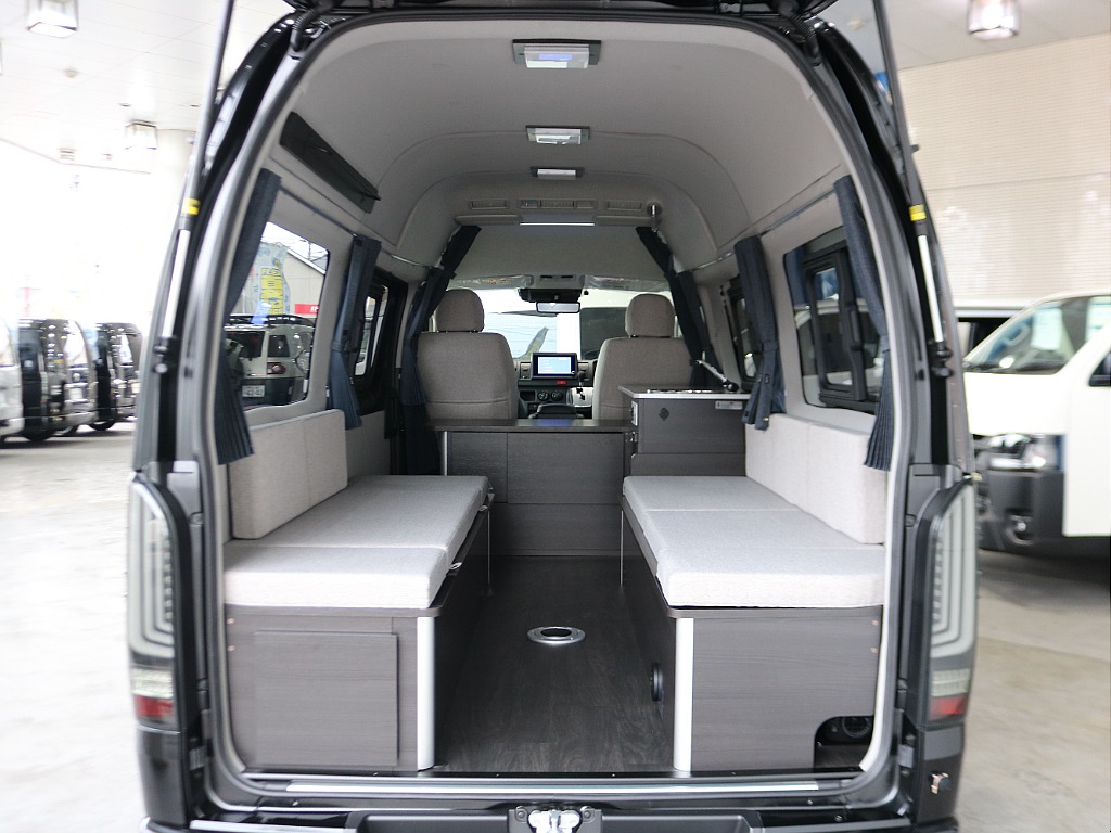 センターテーブルは取り外し可能です☆☆