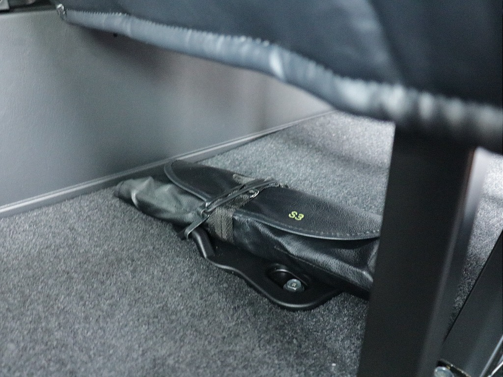 追加のカスタム行えます、ご希望のカスタムが御座いましたらお気軽に当店専門スタッフまで！