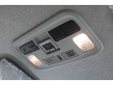 フロントはLEDルームランプ！