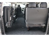 4列目は跳ね上げ可能！