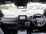 新車ハイエースＶダークプライムⅡガソリン２WD！新品オリジナル１6インチアルミ！新品ベットＫＩＴ装備！オリジナルパーツ多数装備！