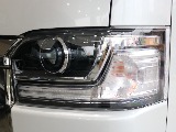Bi-beamLEDヘッドライトが装着されております☆☆