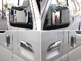 パノラミックビューモニターが標準装備なのでガッツミラーが無くなりスタイリッシュな見た目に！