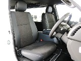 ダークプライムⅡ特別仕様車限定ハーフレザーシート