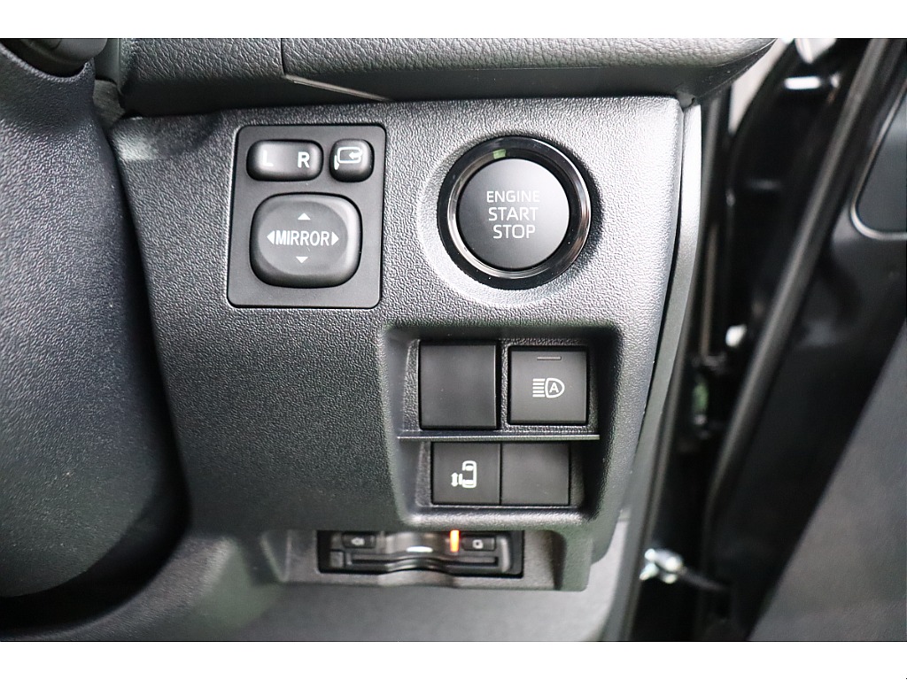 便利なスマートエントリー！ETC2.0車載器も搭載！