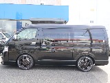 メーカーオプションの片側パワースライドドア付き！