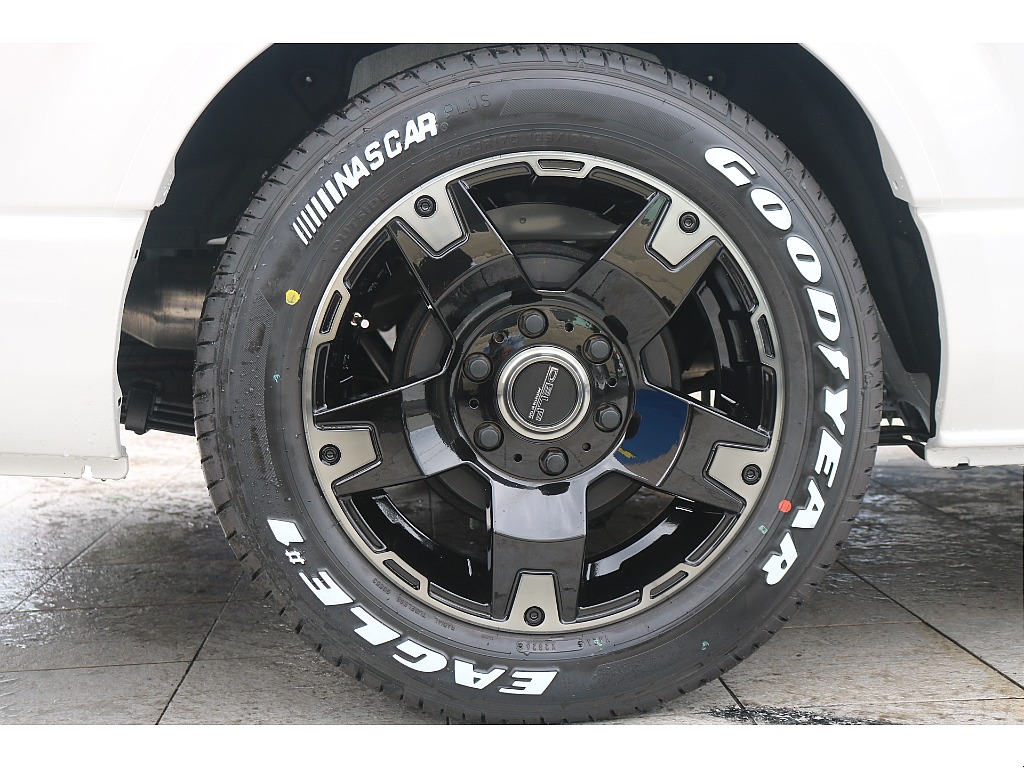 FLEX DELF03 17インチアルミ、グッドイヤー ナスカータイヤ！