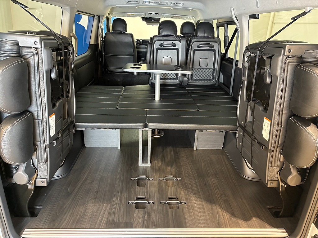 トヨタ&nbsp;ハイエース&nbsp;ワゴン2.7GLロング ミドルルーフ 4WD&nbsp;オリジナル内装架装ファミリア&nbsp;北海道の詳細画像&nbsp;その5