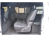トヨタ ハイエースバン(34枚目)