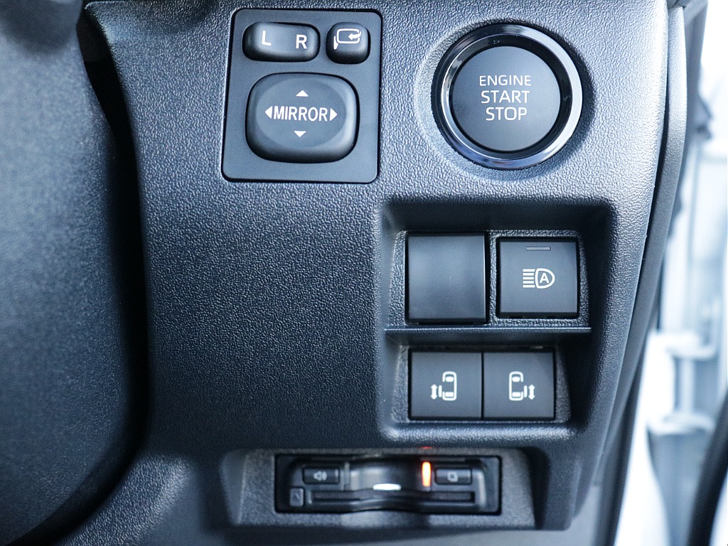 トヨタ&nbsp;ハイエースバン&nbsp;5D2.7スーパーGL DプライムⅡワイドL 4WD&nbsp;パーキングサポート&nbsp;宮城県の詳細画像&nbsp;その20
