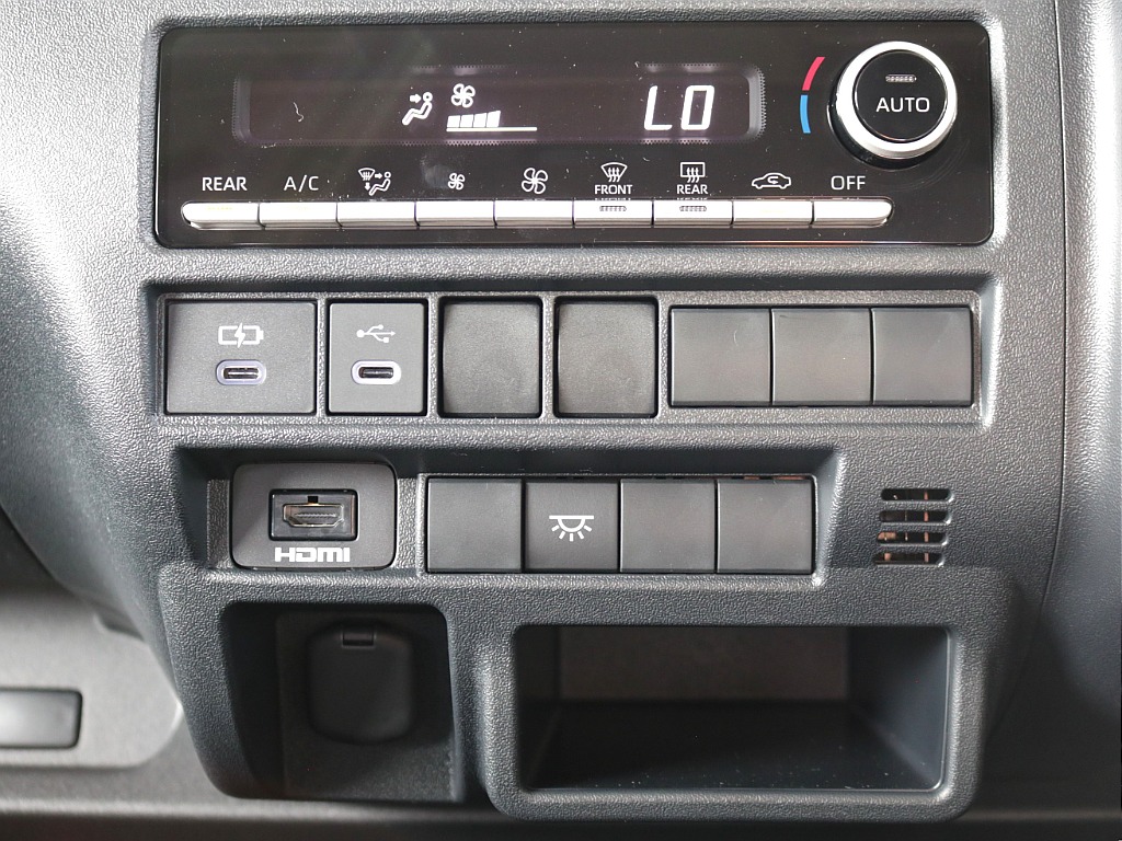 エアコンパネル・Type-Cポート