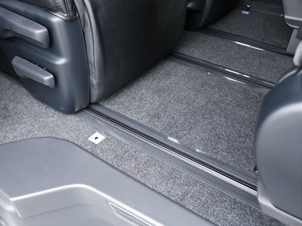 トヨタ&nbsp;ハイエース&nbsp;ワゴン2.7GLロング ファインテックツアラー&nbsp;パーキングサポート&nbsp;東京都の詳細画像&nbsp;その11