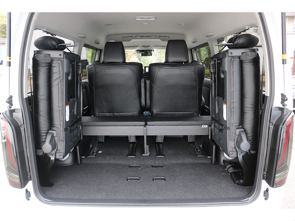 トヨタ&nbsp;ハイエース&nbsp;ワゴン2.7GLロング ファインテックツアラー&nbsp;パーキングサポート&nbsp;東京都の詳細画像&nbsp;その16