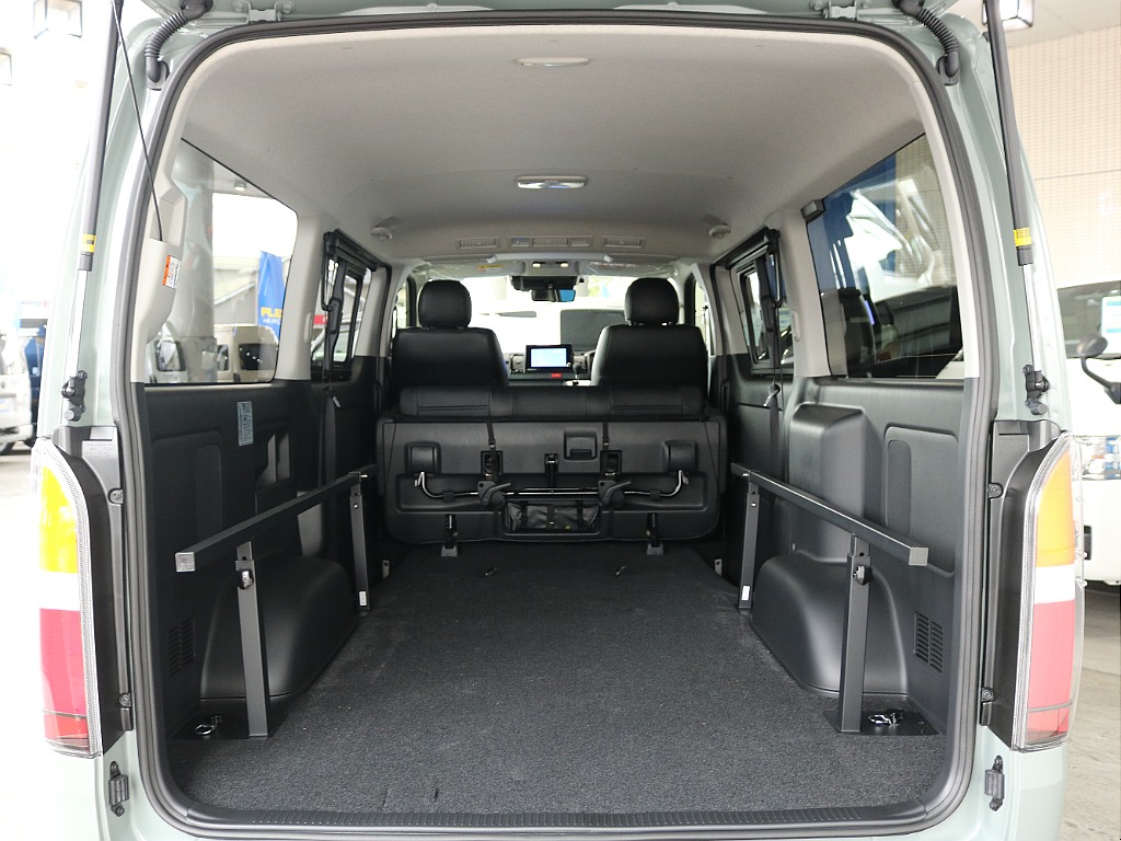 トヨタ&nbsp;ハイエースバン&nbsp;5ドアバン2.8ディーゼルT スーパーGLロング&nbsp;パーキングサポート PS無&nbsp;埼玉県の詳細画像&nbsp;その13