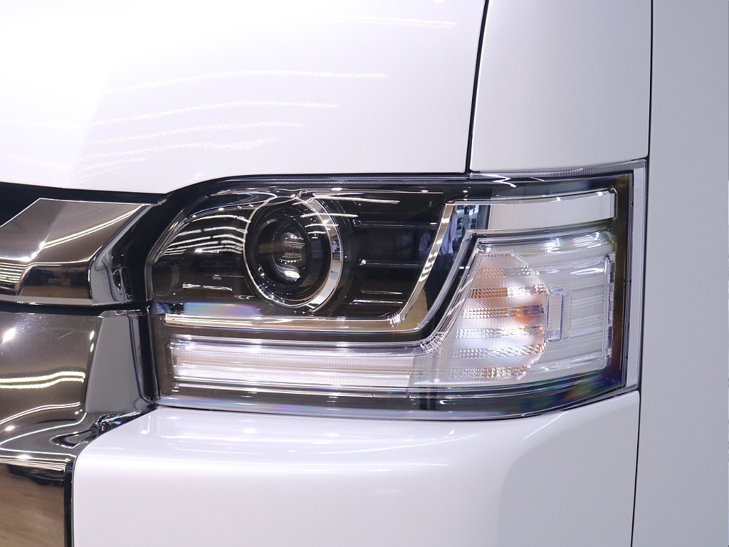 トヨタ&nbsp;ハイエースバン&nbsp;5D2.7スーパーGL DプライムⅡワイドL 4WD&nbsp;オフロードスタイルカスタム&nbsp;北海道の詳細画像&nbsp;その5