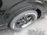 新車ワゴンＧＬ２７００ガソリン２ＷＤカスタム車両入庫！オリジナルフロントスポイラーオリジナルオーバーフェンダーオリジナル１７インチアルミナスカータイヤ１７インチオリジナルＬＥＤテールライト装着済み！！