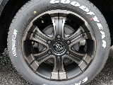 新車ワゴンＧＬ２７００ガソリン２ＷＤカスタム車両入庫！オリジナルフロントスポイラーオリジナルオーバーフェンダーオリジナル１７インチアルミナスカータイヤ１７インチオリジナルＬＥＤテールライト装着済み！！