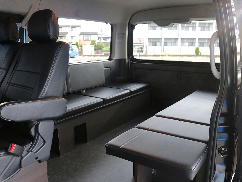 トヨタ&nbsp;ハイエース&nbsp;ワゴン2.7GLロング ミドルルーフ&nbsp;オリジナルキャンピングvarious！テーブル＆ベッドキット&nbsp;栃木県の詳細画像&nbsp;その20