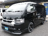 新車ワゴン２７００ガソリン2WDシートアレンジVer5施工済み！８インチディスプレイ装備！オリジナルパーツ多数装備！！新品オリジナル17インチアルミ新品ナスカータイヤ新品オリジナルLEDテール！！