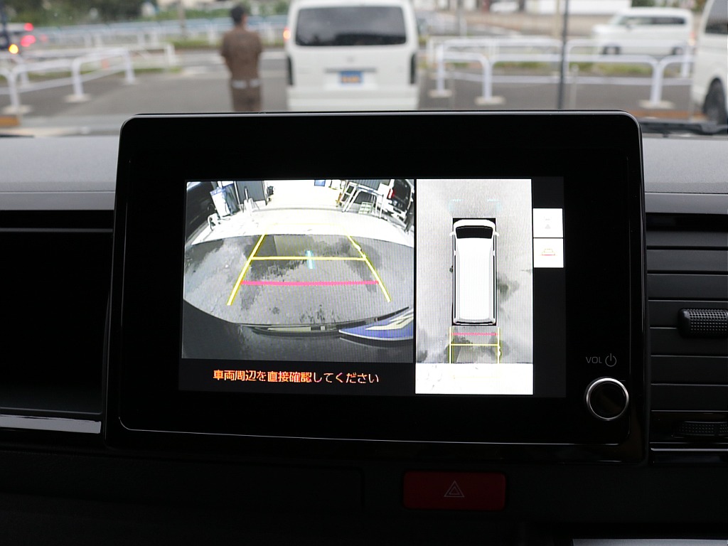 純正8インチディスプレイオーディオ装備！！
