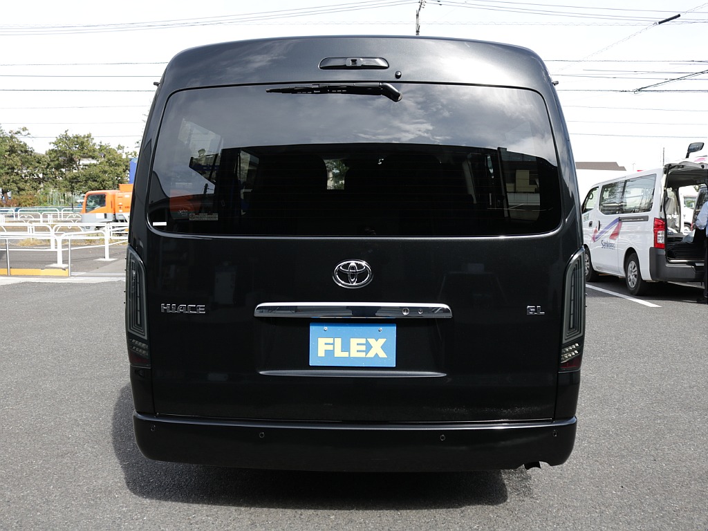 ネオトレースＬＥＤテール装着済み！！スモークカラーでボディー色と揃っていて格好いい見た目になっております！！