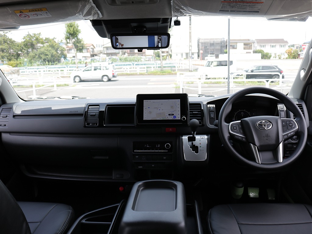 新車ワゴンＧＬ４ＷＤカスタム車両入庫！オリジナルフロントスポイラーオリジナルオーバーフェンダー１インチローダウンオリジナルＬＥＤテールライトリア全面床張り施工済みオリジナルスマートベットＫＩＴ装着済み