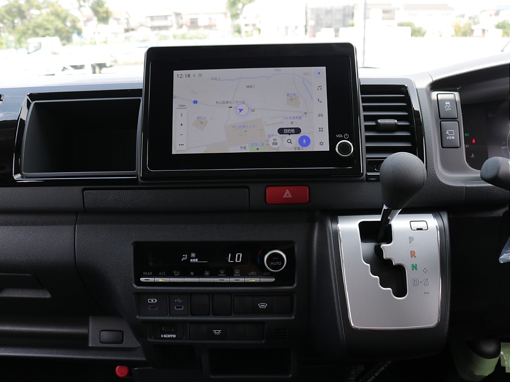 新車ワゴンＧＬ４ＷＤカスタム車両入庫！オリジナルフロントスポイラーオリジナルオーバーフェンダー１インチローダウンオリジナルＬＥＤテールライトリア全面床張り施工済みオリジナルスマートベットＫＩＴ装着済み
