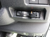 新車ワゴンＧＬ４ＷＤカスタム車両入庫！オリジナルフロントスポイラーオリジナルオーバーフェンダー１インチローダウンオリジナルＬＥＤテールライトリア全面床張り施工済みオリジナルスマートベットＫＩＴ装着済み
