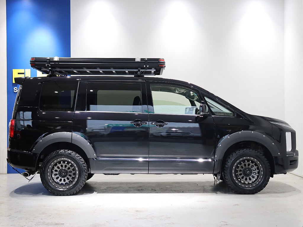【試乗車】　新車カスタム販売承ります！！ランクルさいたま入間インター店のデモカーとなります♪販売はしておりませんので、あらかじめご了承ください。