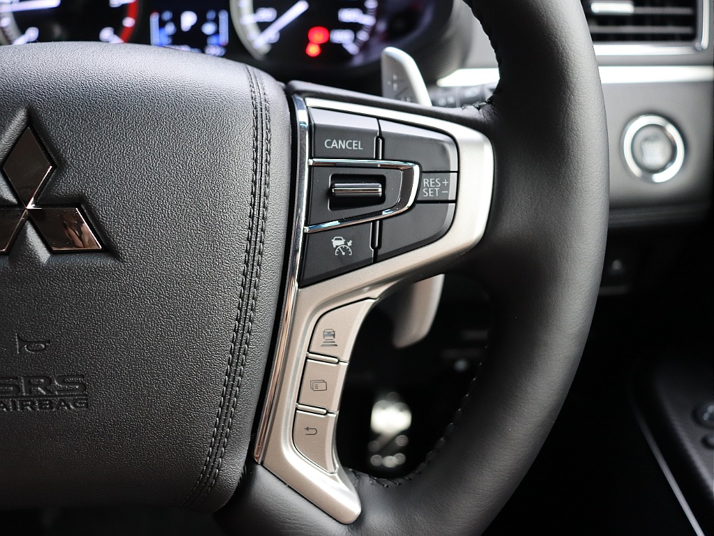 ステアリングスイッチ！