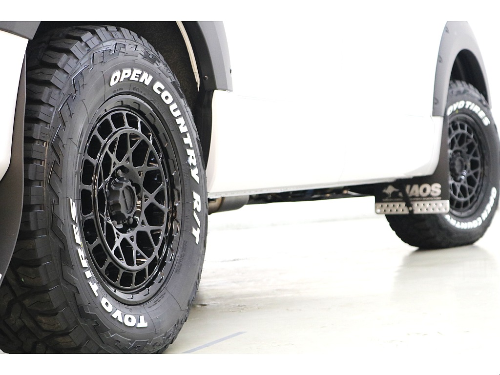 ＴＯＹＯオープンカントリーR/Tタイヤ×MUD VANCE X Type M FLEXオリジナルカラー☆