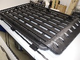 ルーフレールがあると、シンプルにかっこよくなります！ BUSTRESキャリア！