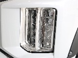 LEDヘッドライトなので夜間の走行も安心です！