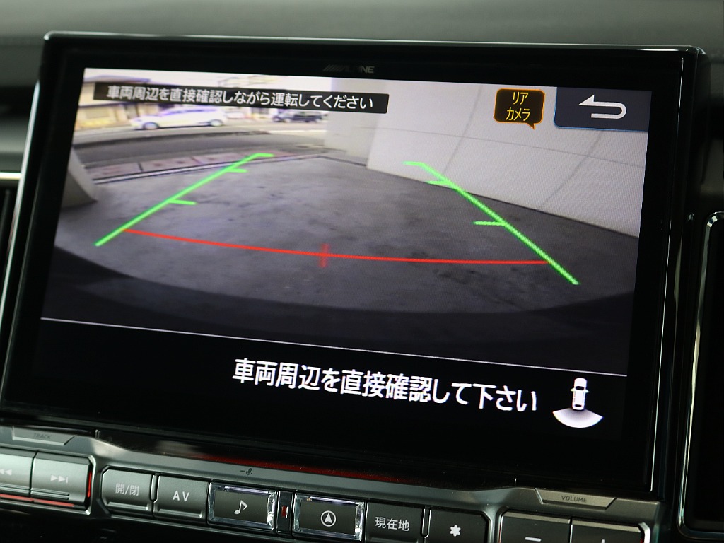 バックカメラが搭載されているので駐車も安心です☆☆