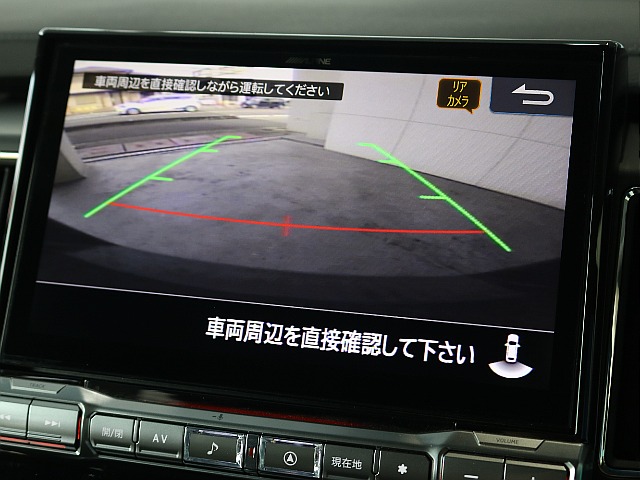 バックカメラが搭載されているので駐車も安心です☆☆