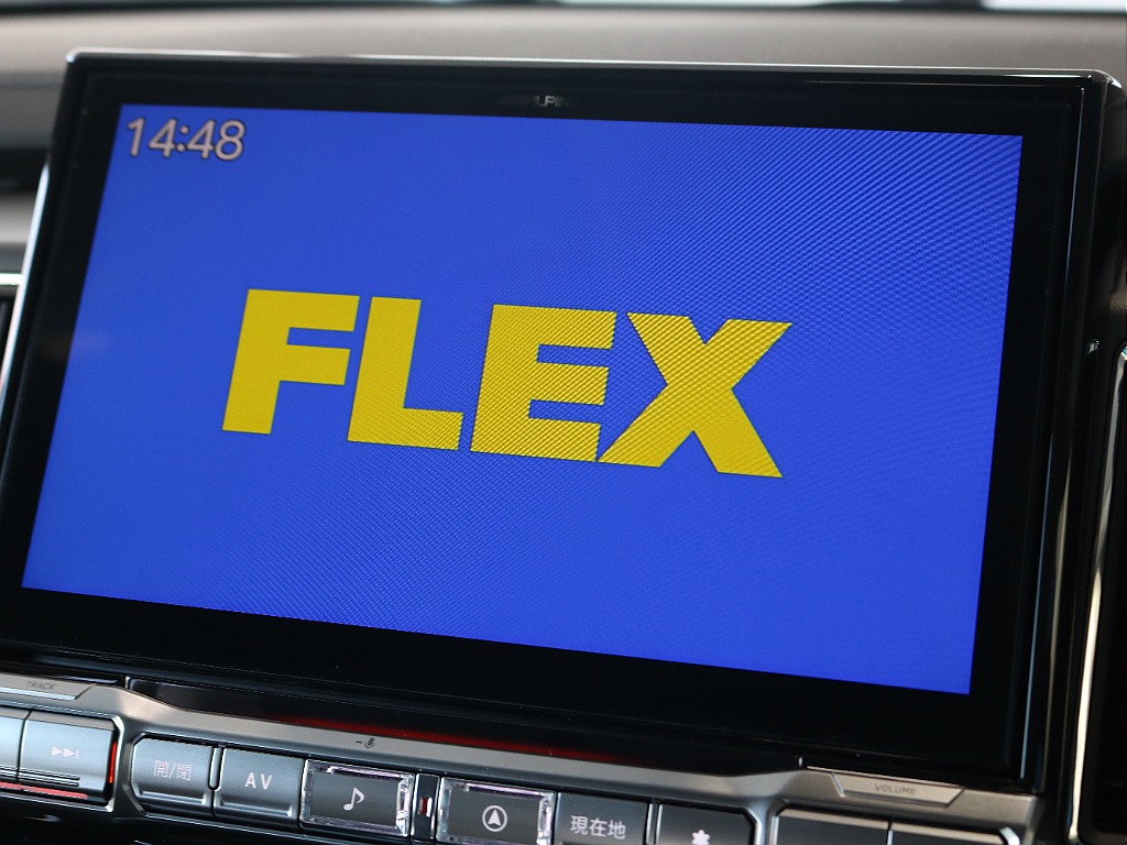 内外装、足回り、ナビと欲しい装備をパッケージングでコンプリートカスタム★もちろん追加カスタムもお任せください！どんなカスタムもお任せください！