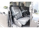 長距離でもゆったり座れるシートとなります！