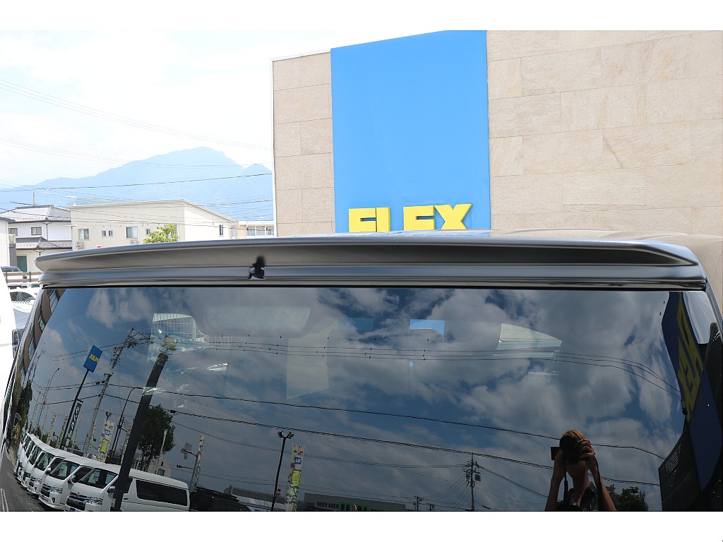 新車デリカD5 ブラックエディション リフトアップ エムズスピードエアロ MADLYSサイドステップ ALPINEナビ XJ07 16インチアルミホイール
