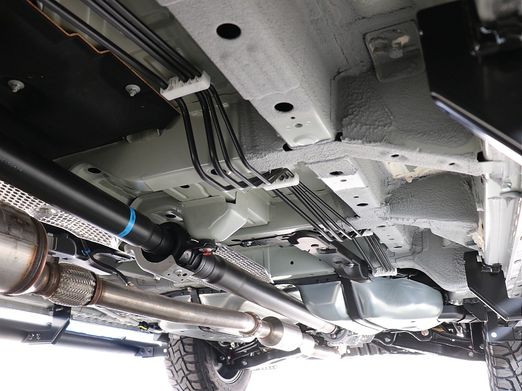 新車になりますので、下回りもご覧の通り！