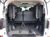 広々とした荷室をご利用いただけます！
