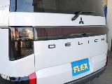 FLEXオリジナルカラーULTLAテールランプ装着済みでウィンカーは流れるシーケンシャルタイプになっております☆☆