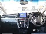グレードはブラックエディションですので高級感のある内装になっております☆☆