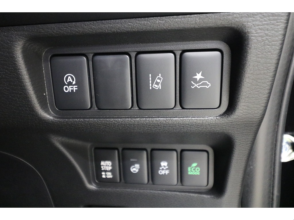 アイドリングストップ☆自動ブレーキ☆