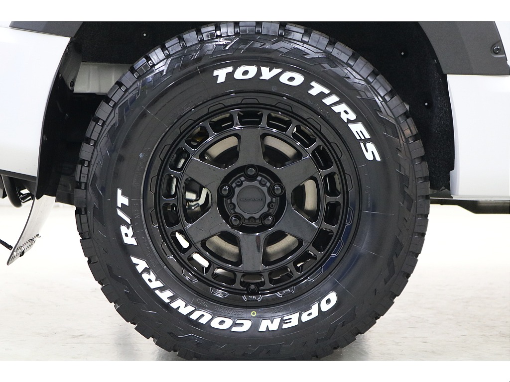 新品ＴＯＹＯオープンカントリーＲ／Ｔタイヤ×新品MUD VANCE X Type Ｓ　16インチAW☆