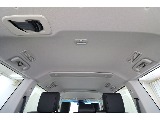 天張りになります☆特別仕様車専用ルーフビームガーニッシュも装備しております☆